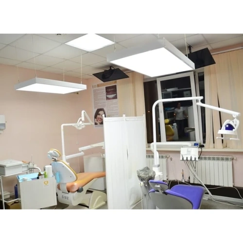 ДентЛайт Эко - бестеневой LED светильник для стоматологической клиники | DentLight (Россия)